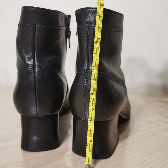 Laura Scott Betty Leather Ankle Boots - Picture 14 of 16